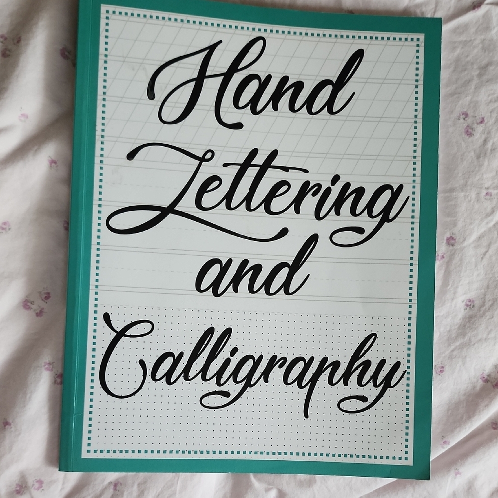 Hand Lettering and Calligraphy Book
